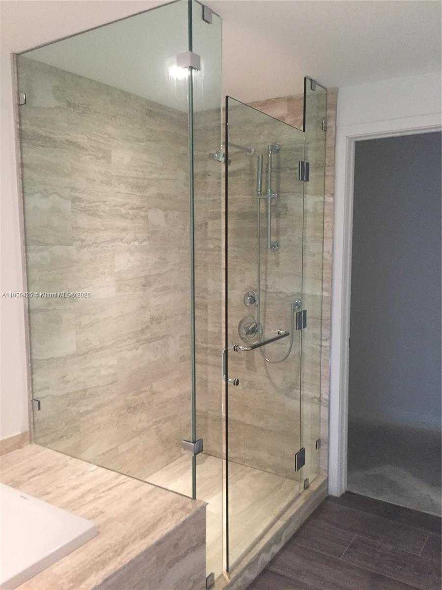 Small Image of 2900 NORTH EAST 7TH AVE #906, Miami Number 9