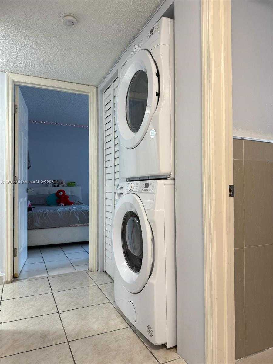 Small Image of 3041 WEST 76TH ST #B-103, Hialeah Number 13