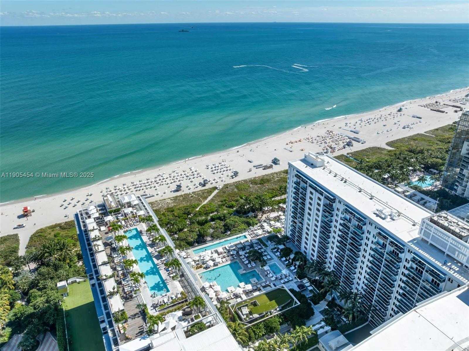 Small Image of 2301 COLLINS AVE #1414/1415, Miami Beach Number 25
