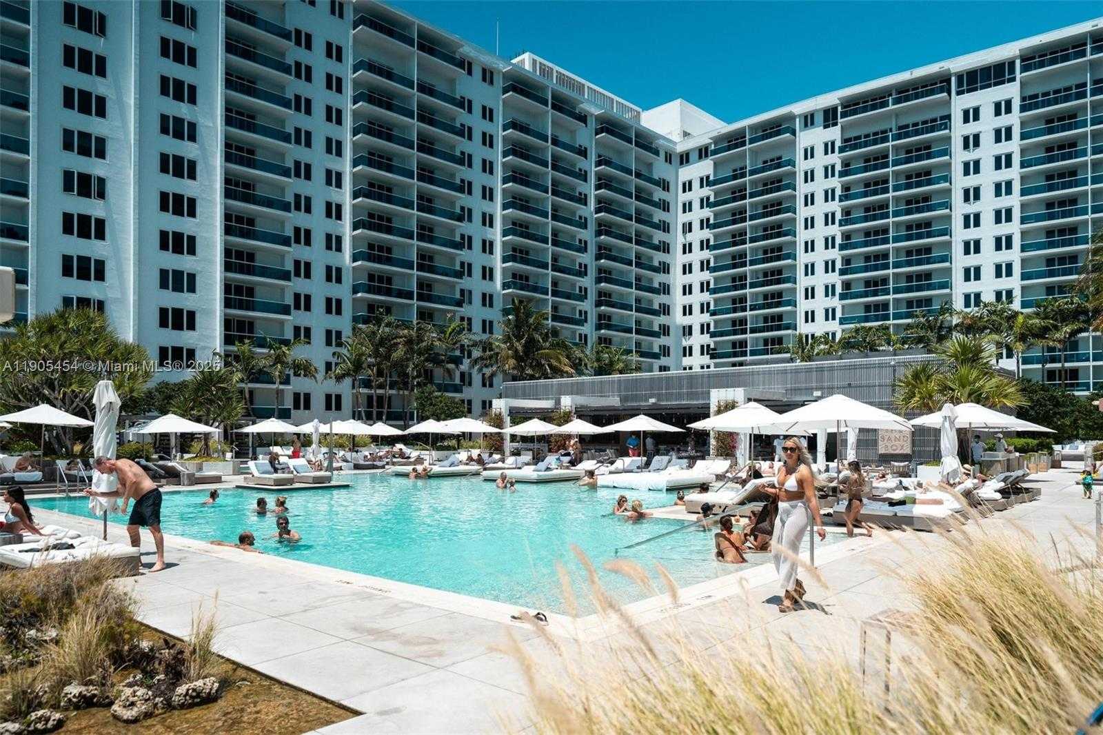 Small Image of 2301 COLLINS AVE #1414/1415, Miami Beach Number 35