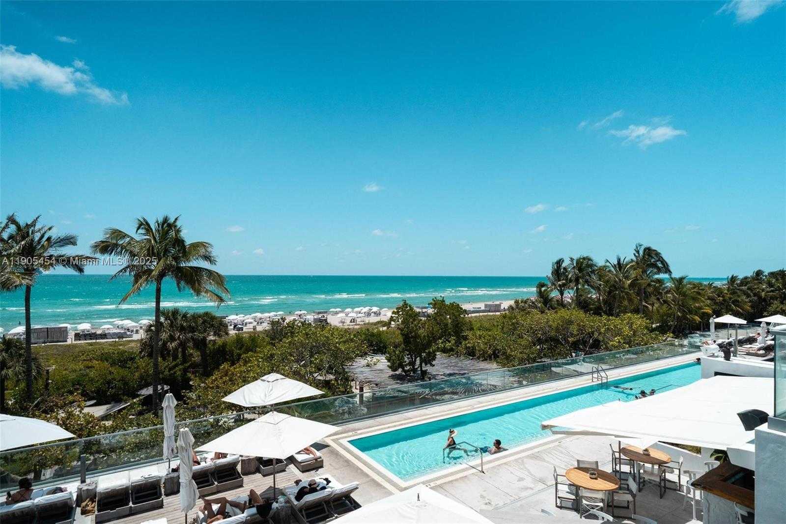Small Image of 2301 COLLINS AVE #1414/1415, Miami Beach Number 36