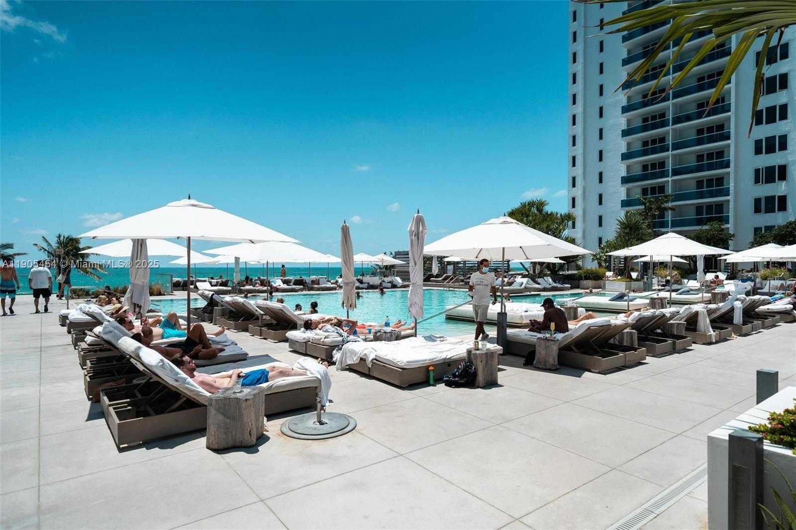 Small Image of 2301 COLLINS AVE #1414/1415, Miami Beach Number 38