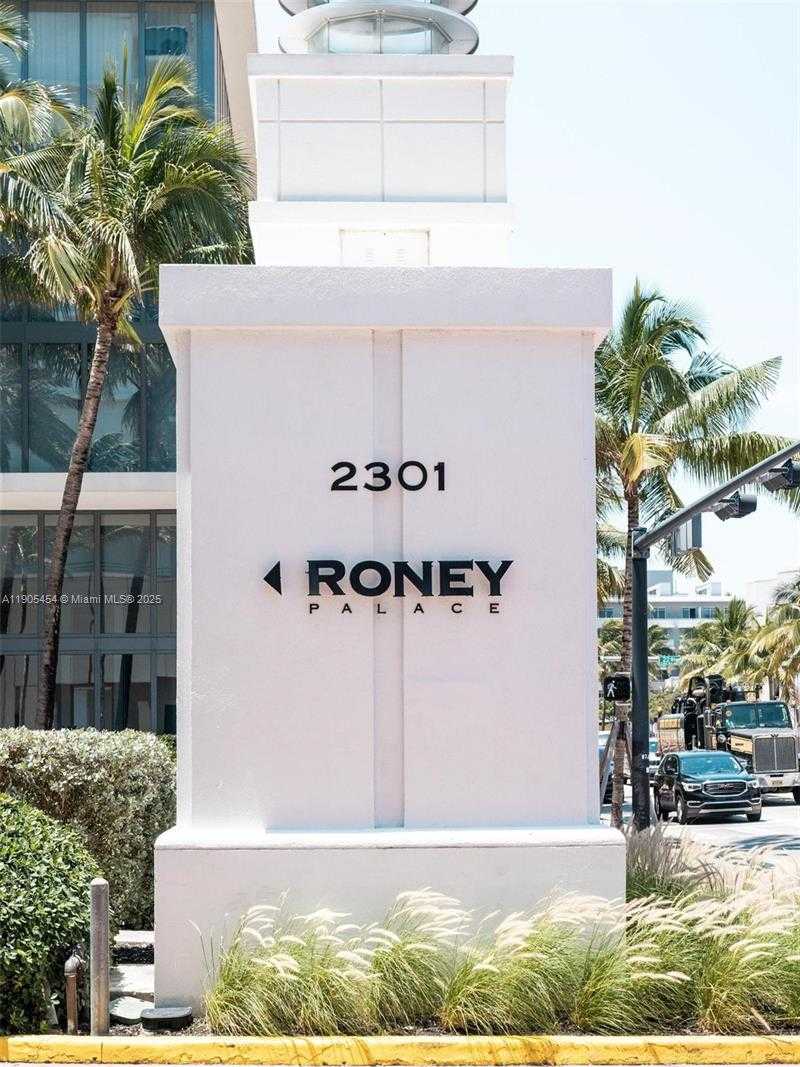 Small Image of 2301 COLLINS AVE #1414/1415, Miami Beach Number 40