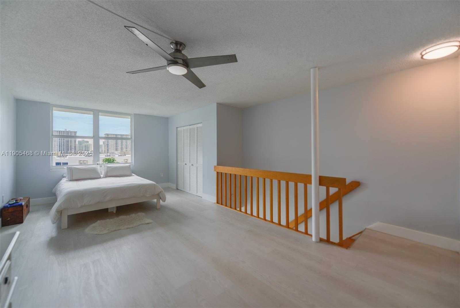 Small Image of 17800 ATLANTIC BLVD #PH9, Sunny Isles Beach Number 15