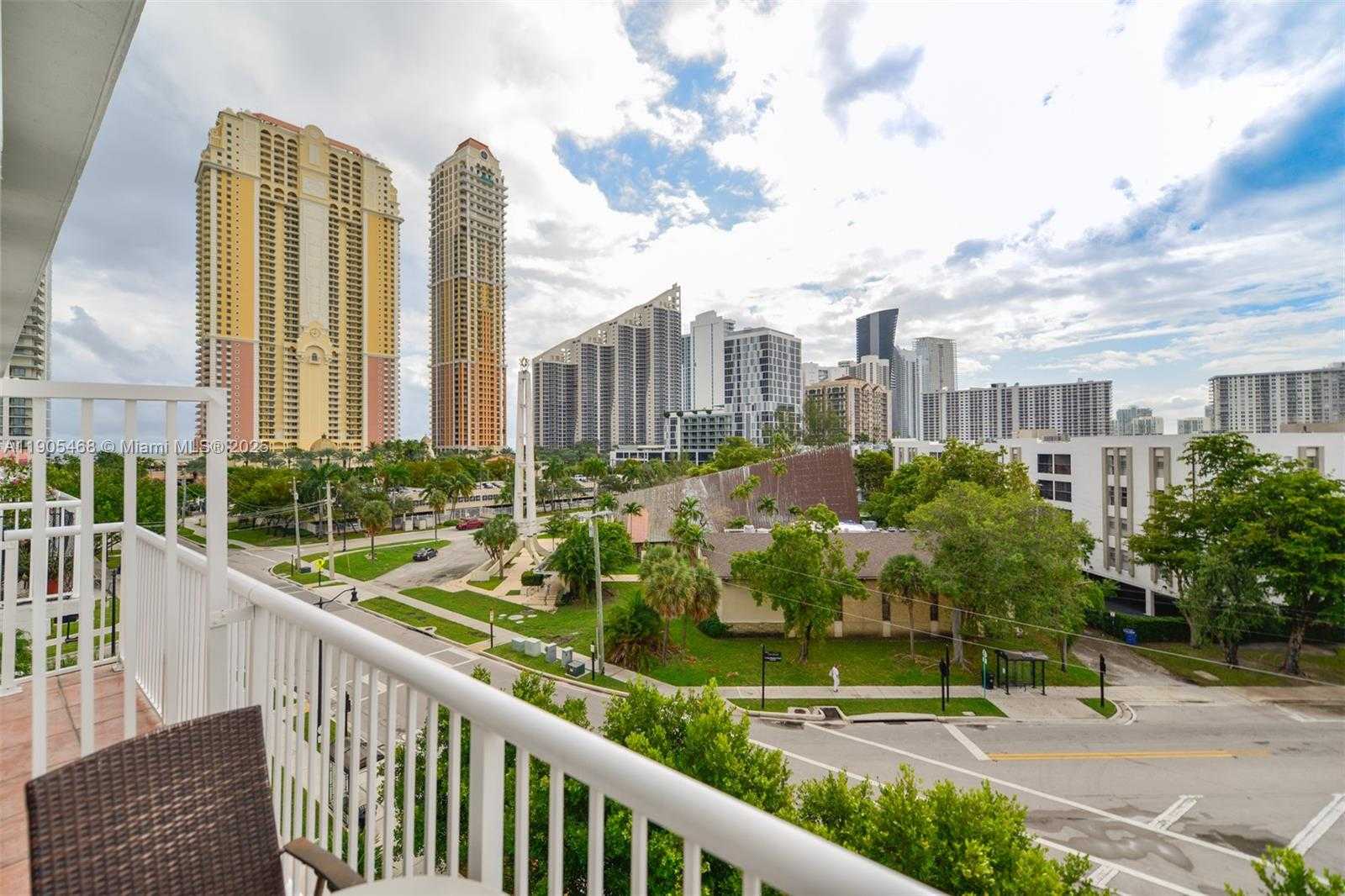 Small Image of 17800 ATLANTIC BLVD #PH9, Sunny Isles Beach Number 21