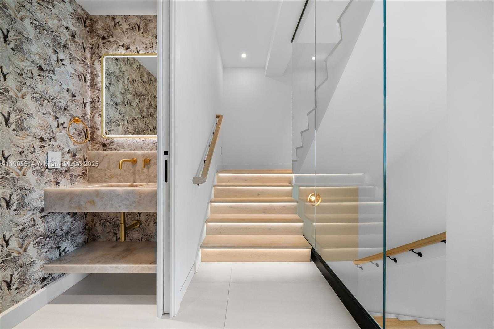 Small Image of 16500 COLLINS AVE #TH-8, Sunny Isles Beach Number 12