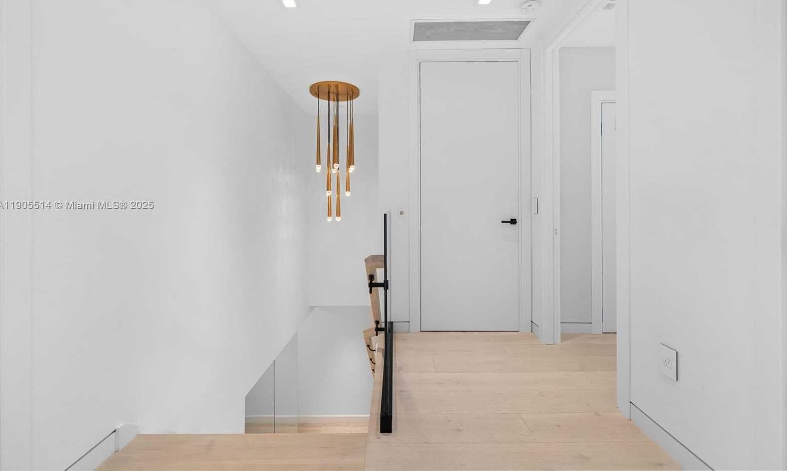 Small Image of 16500 COLLINS AVE #TH-8, Sunny Isles Beach Number 24