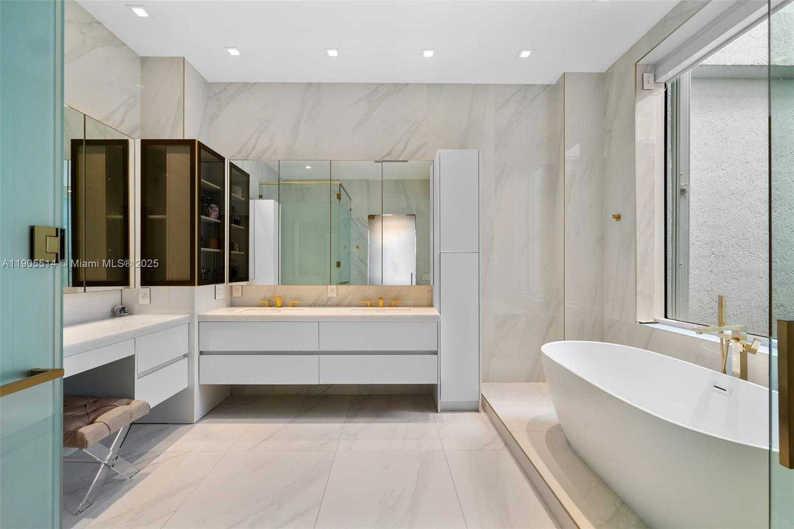 Small Image of 16500 COLLINS AVE #TH-8, Sunny Isles Beach Number 33