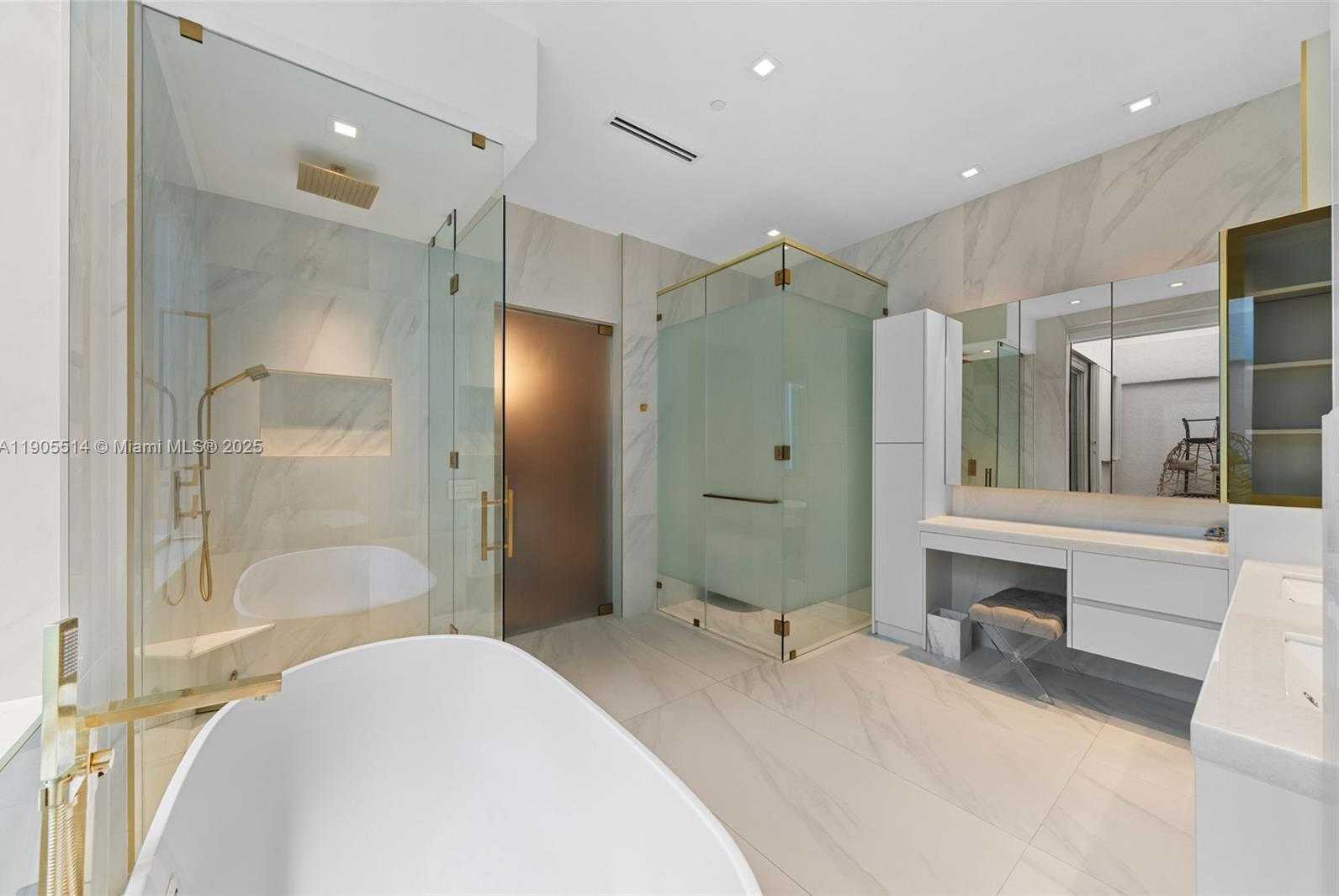 Small Image of 16500 COLLINS AVE #TH-8, Sunny Isles Beach Number 34