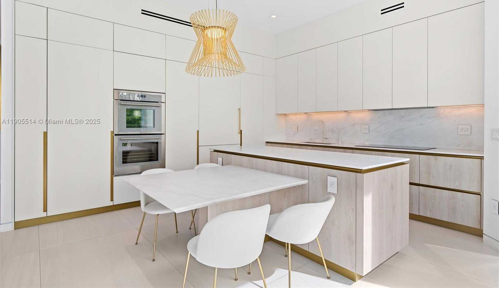 Small Image of 16500 COLLINS AVE #TH-8, Sunny Isles Beach Number 6