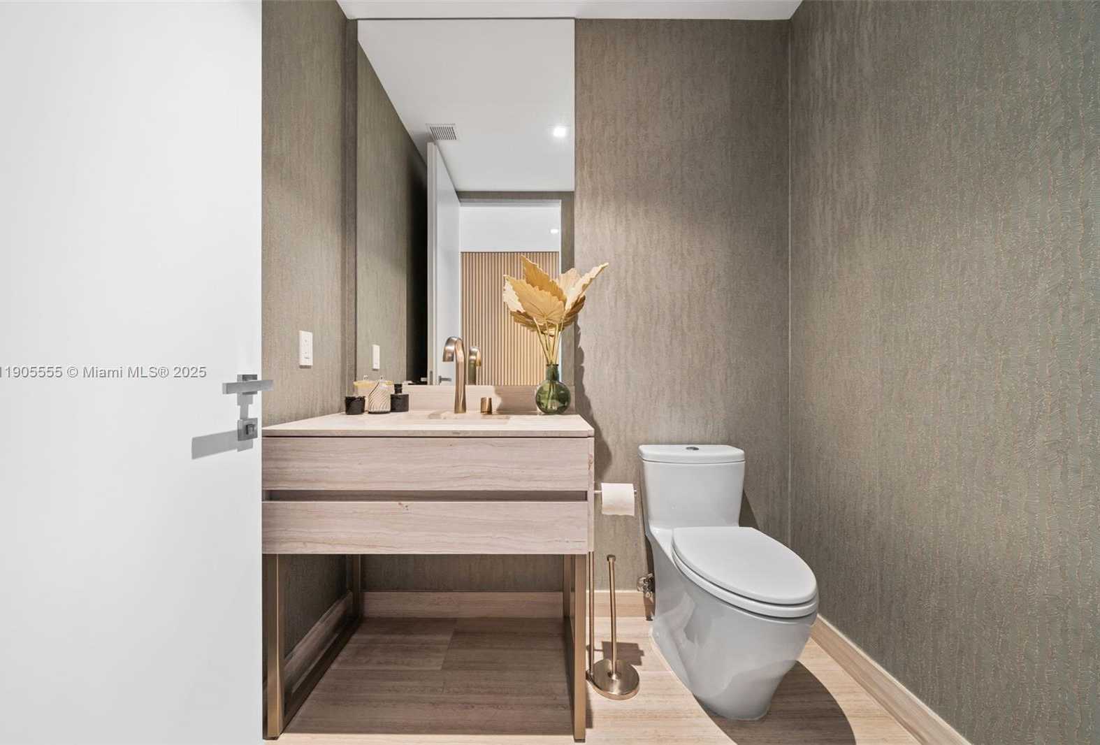 Small Image of 18975 COLLINS AVE #401, Sunny Isles Beach Number 16