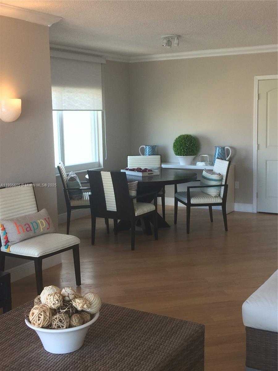 Small Image of 500 BAYVIEW DR #2031, Sunny Isles Beach Number 15