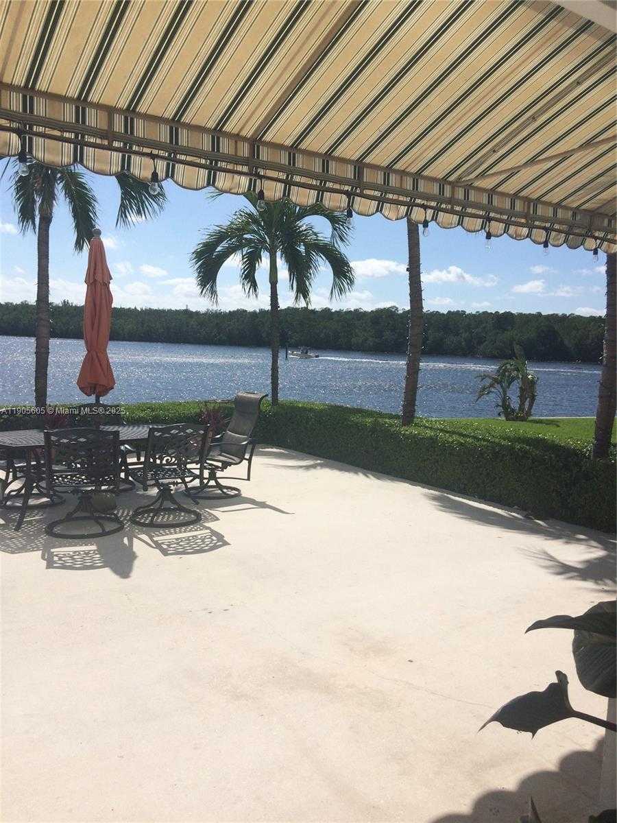 Small Image of 500 BAYVIEW DR #2031, Sunny Isles Beach Number 33