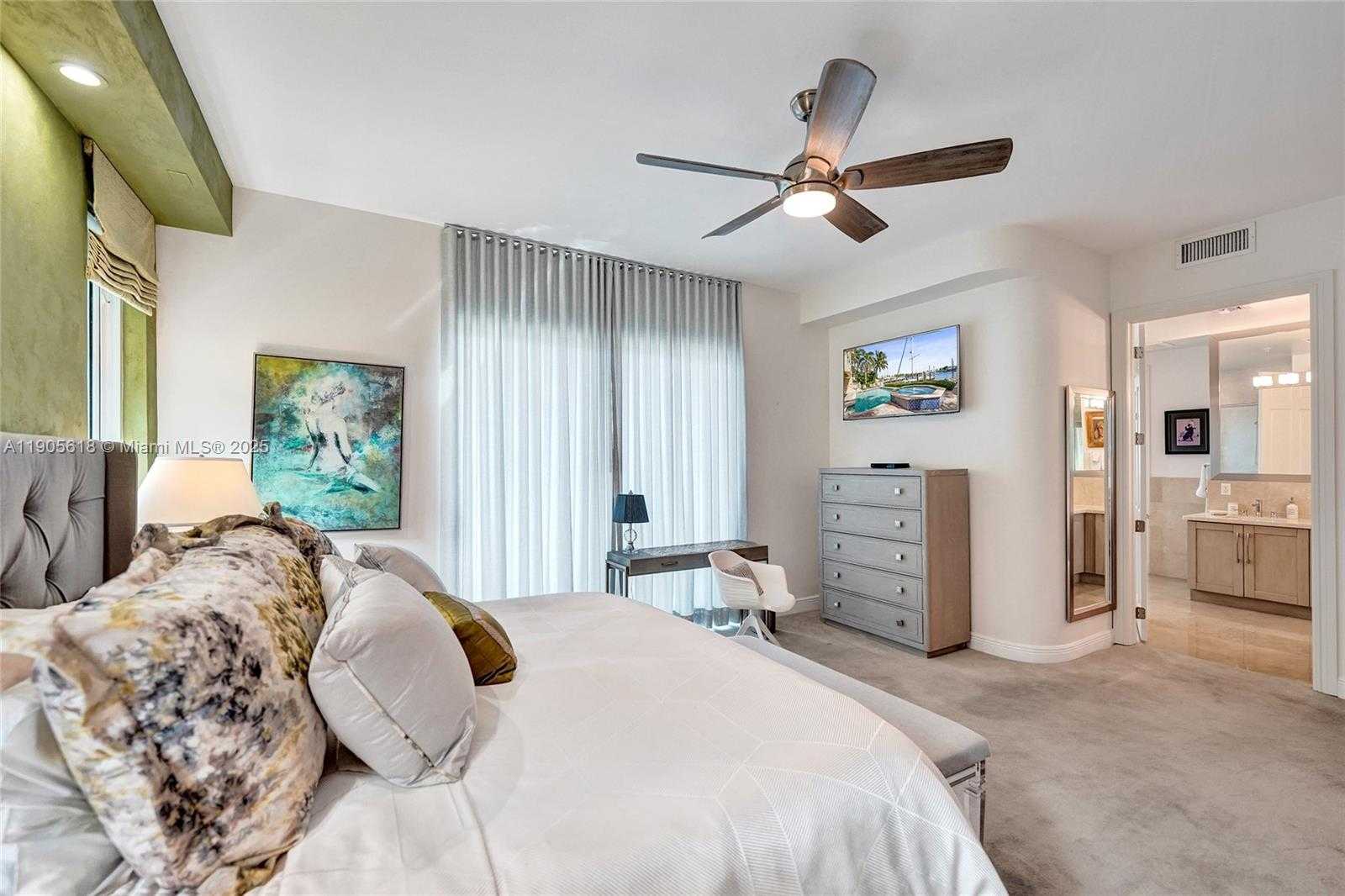 Small Image of 516 HENDRICKS ISLE #2C, Fort Lauderdale Number 39