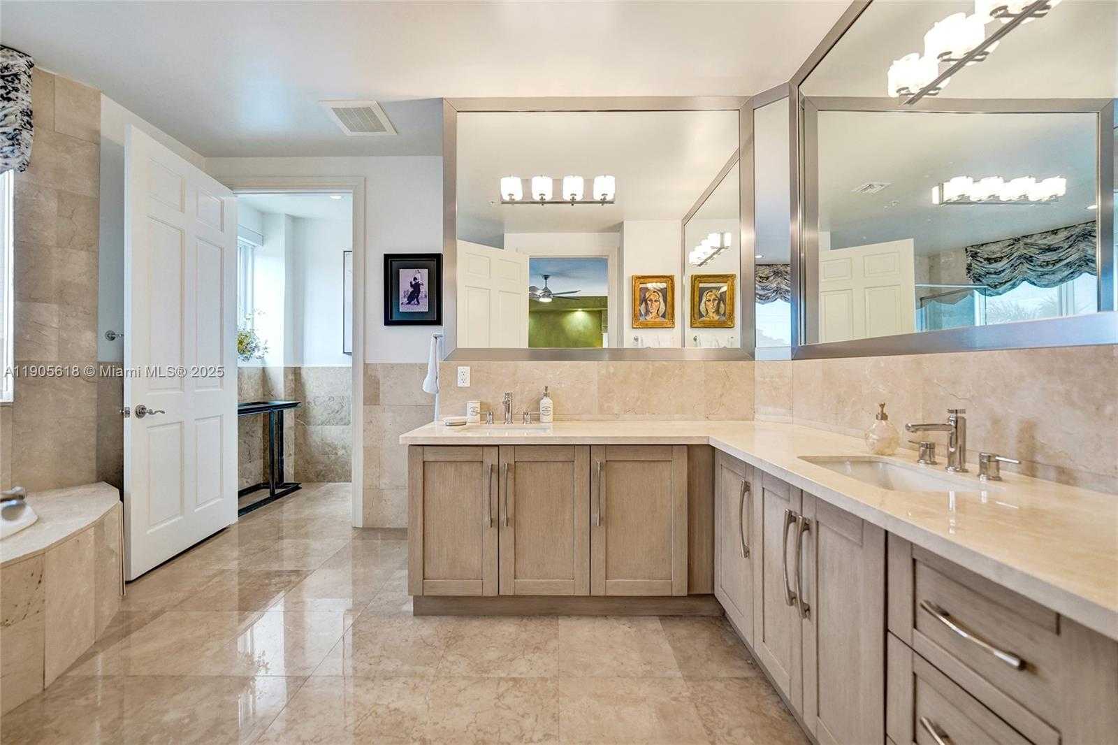 Small Image of 516 HENDRICKS ISLE #2C, Fort Lauderdale Number 40