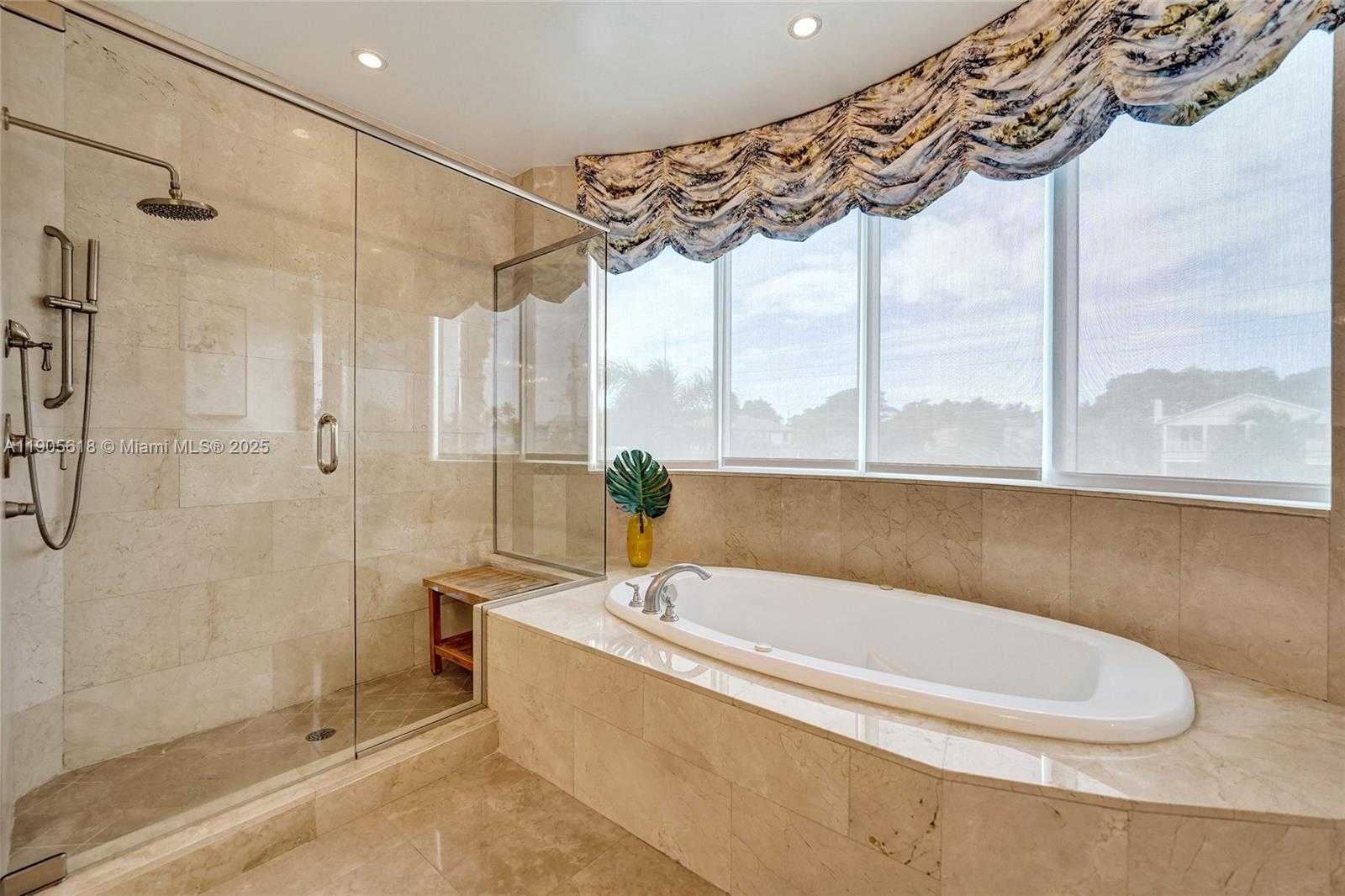 Small Image of 516 HENDRICKS ISLE #2C, Fort Lauderdale Number 42