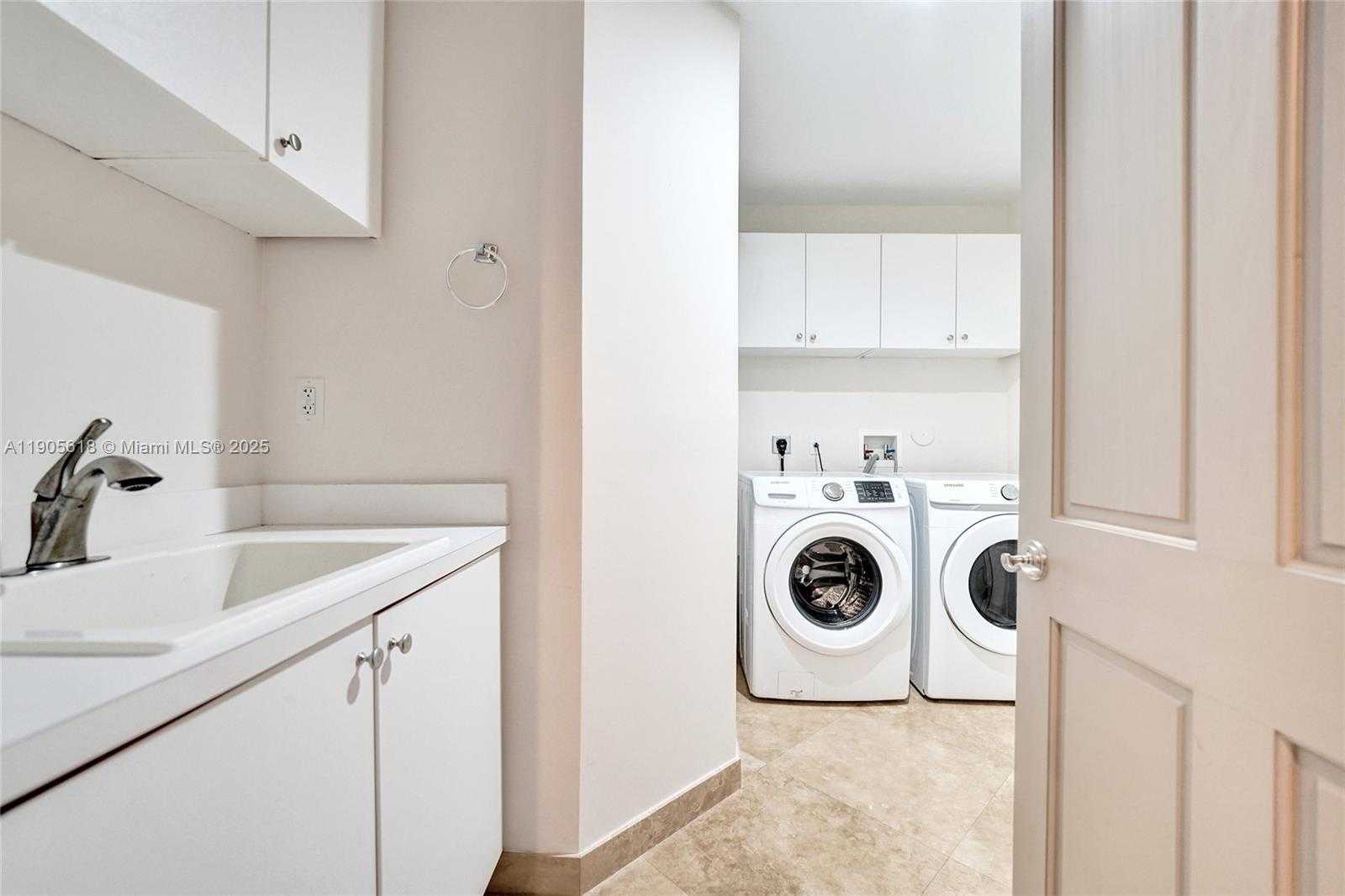 Small Image of 516 HENDRICKS ISLE #2C, Fort Lauderdale Number 53