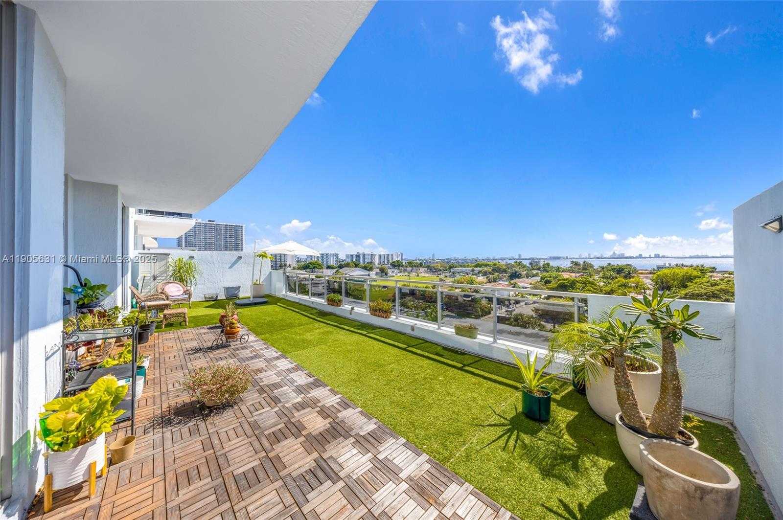 Small Image of 7901 HISPANOLA AVE #608, North Bay Village Number 10