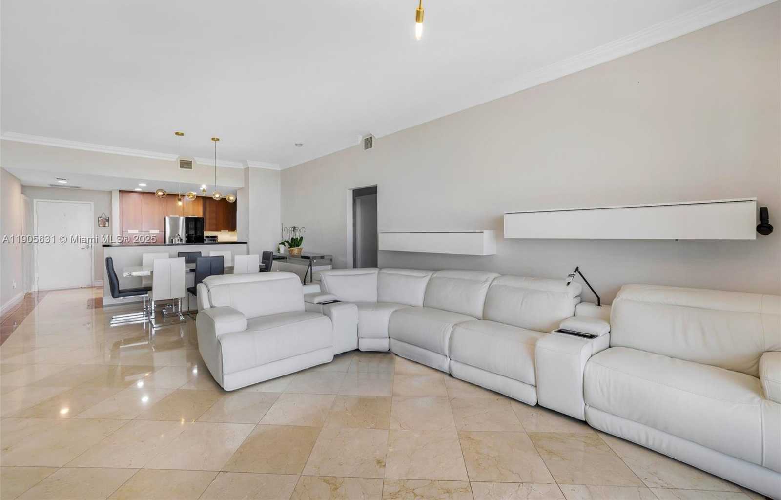 Small Image of 7901 HISPANOLA AVE #608, North Bay Village Number 11