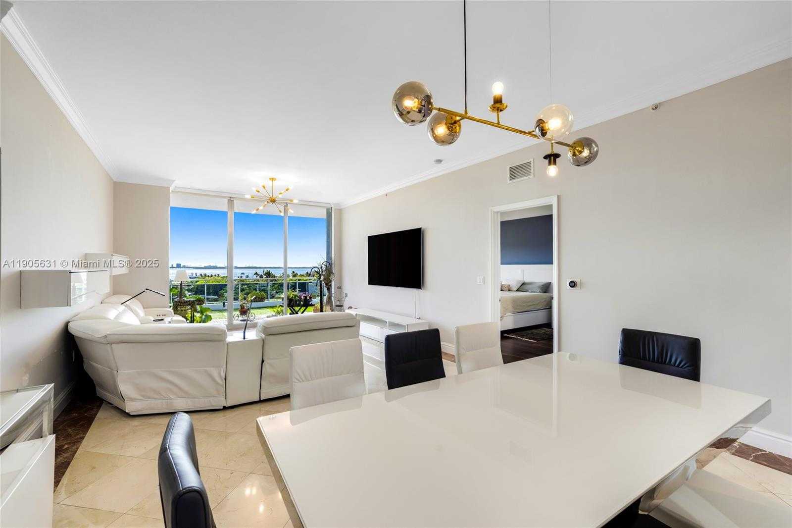 Small Image of 7901 HISPANOLA AVE #608, North Bay Village Number 17