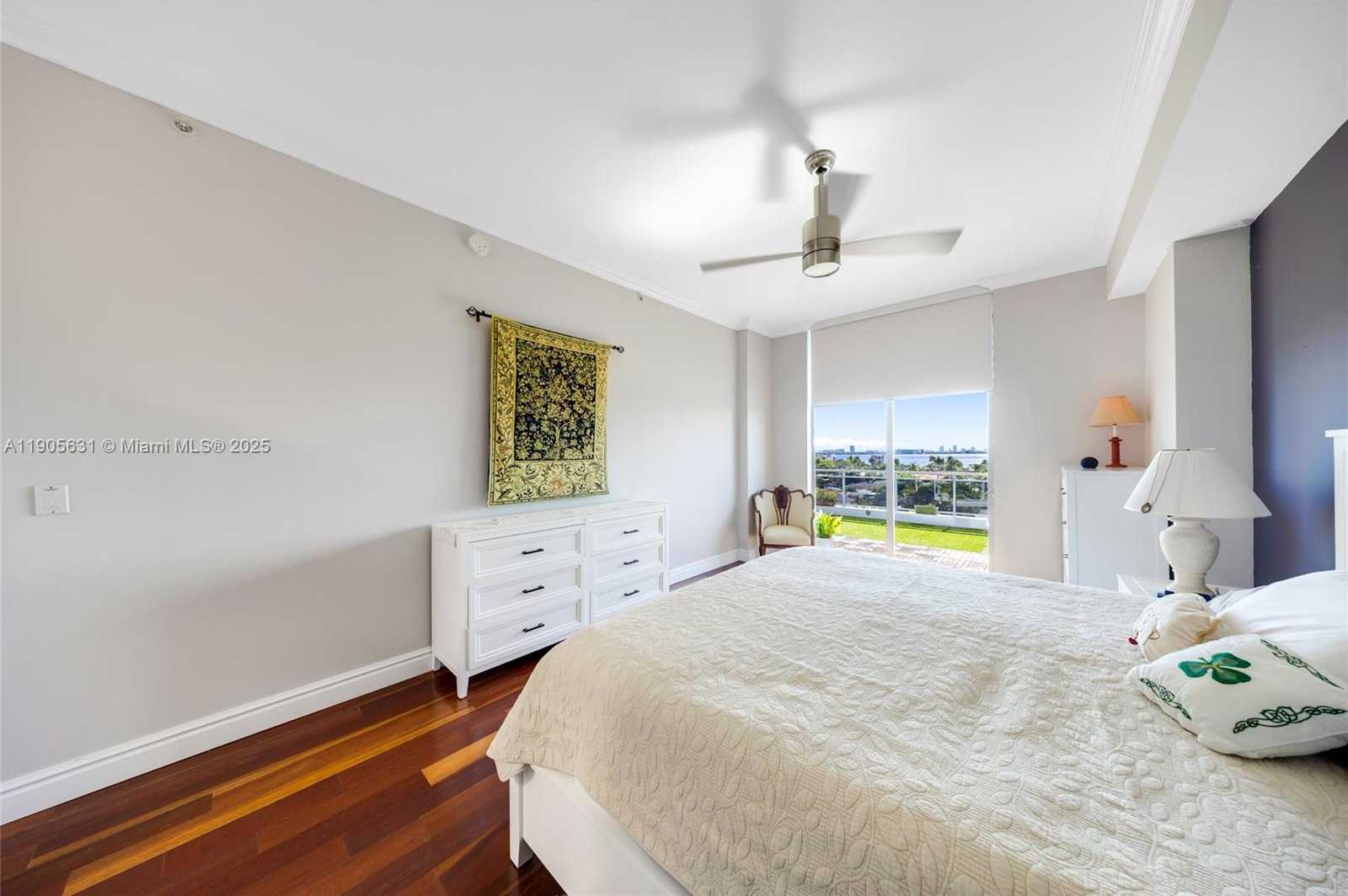 Small Image of 7901 HISPANOLA AVE #608, North Bay Village Number 26