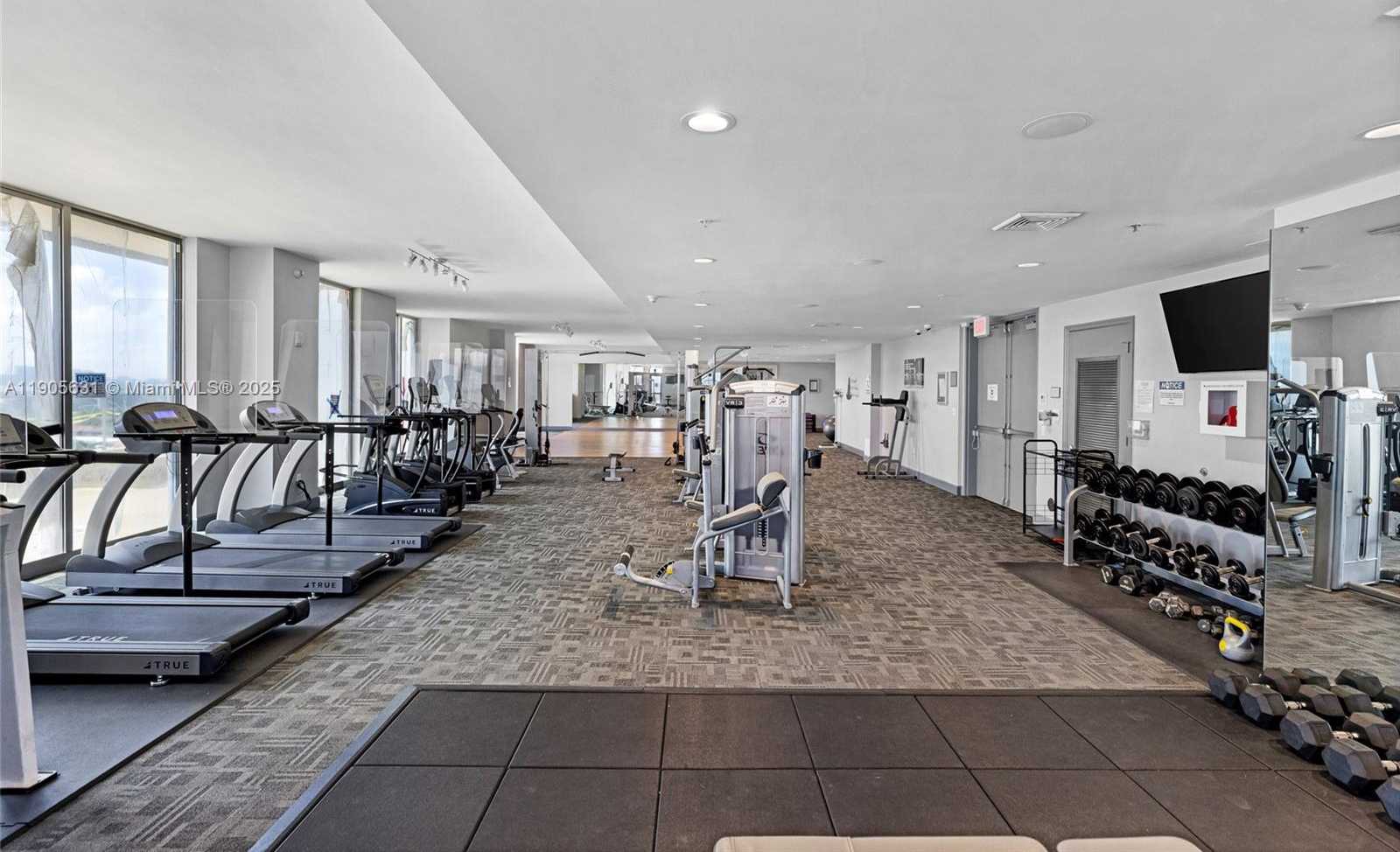 Small Image of 7901 HISPANOLA AVE #608, North Bay Village Number 56