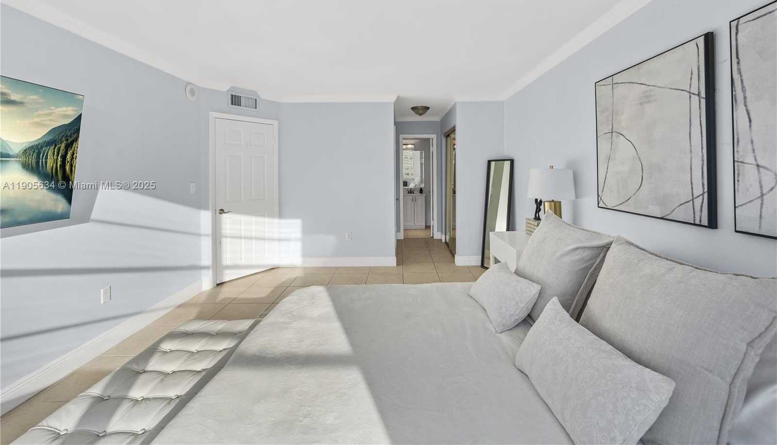 Small Image of 2851 NORTH EAST 183RD ST #1514E, Aventura Number 18