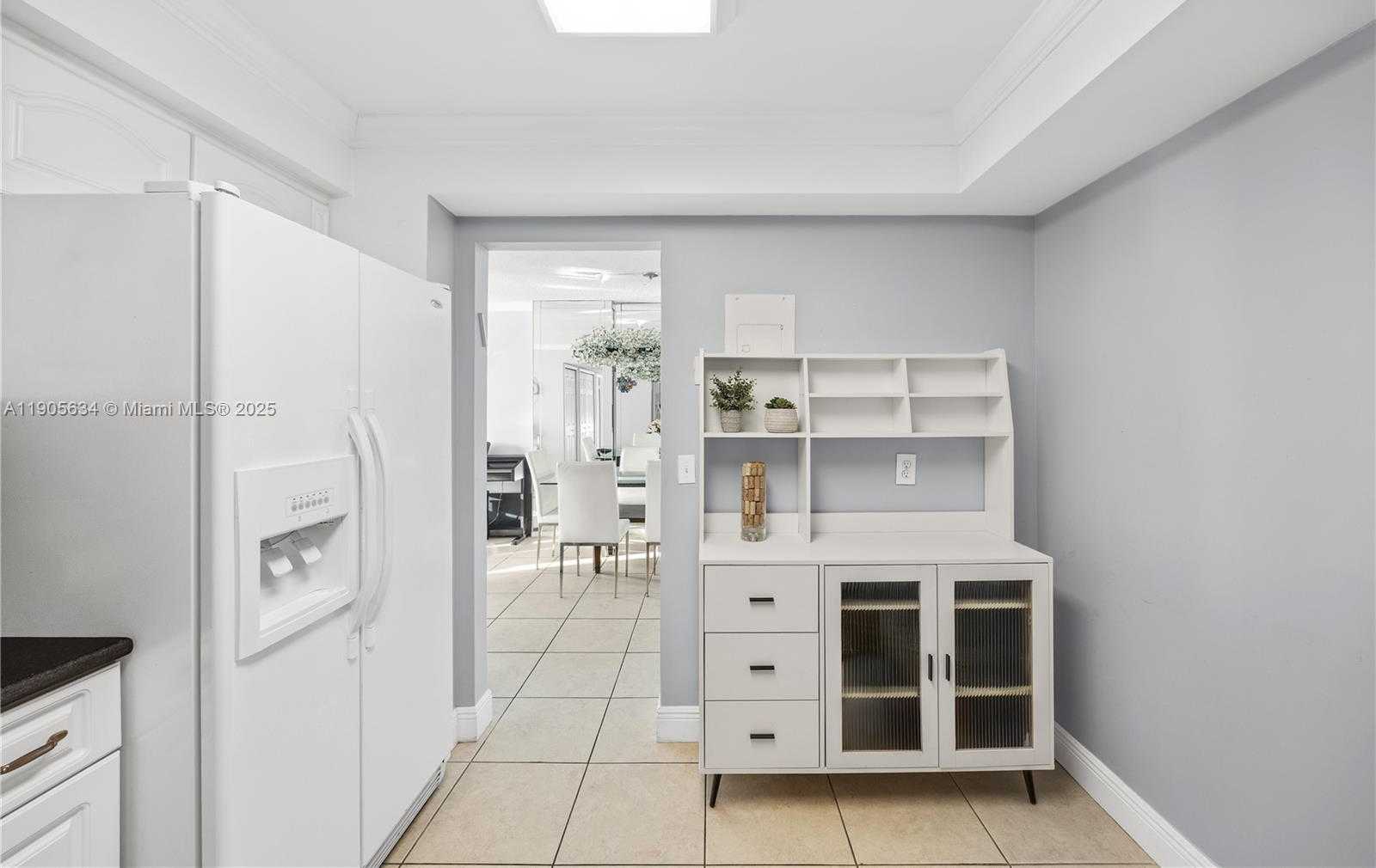 Small Image of 2851 NORTH EAST 183RD ST #1514E, Aventura Number 21