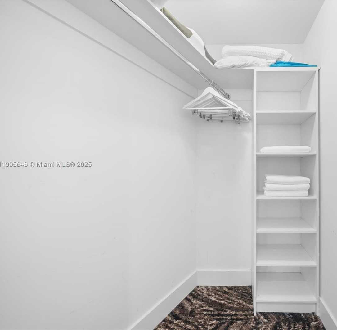 Small Image of 4111 SOUTH OCEAN DR #1001, Hollywood Number 34