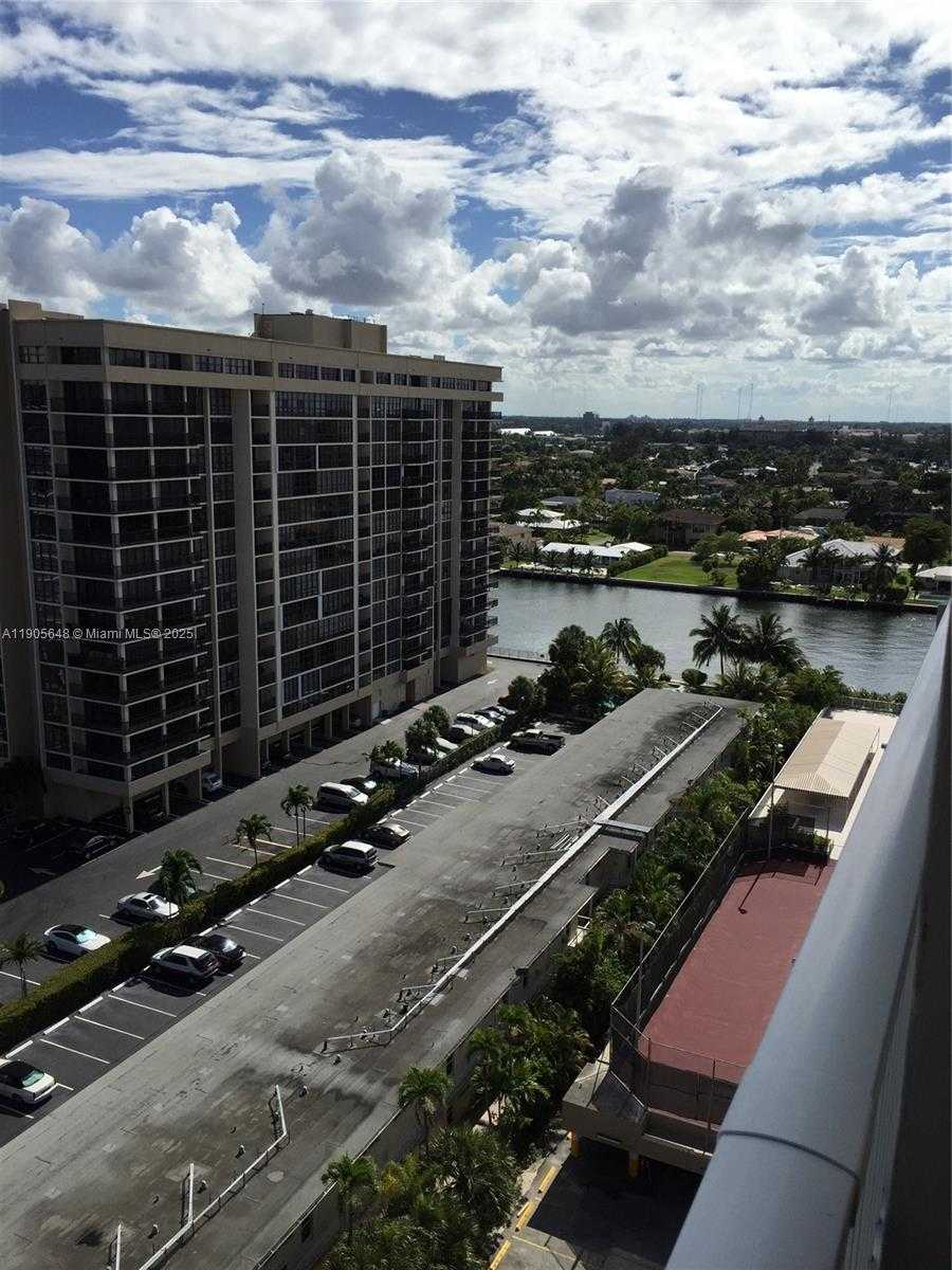 Small Image of 1985 SOUTH OCEAN DR #12J, Hallandale Beach Number 19