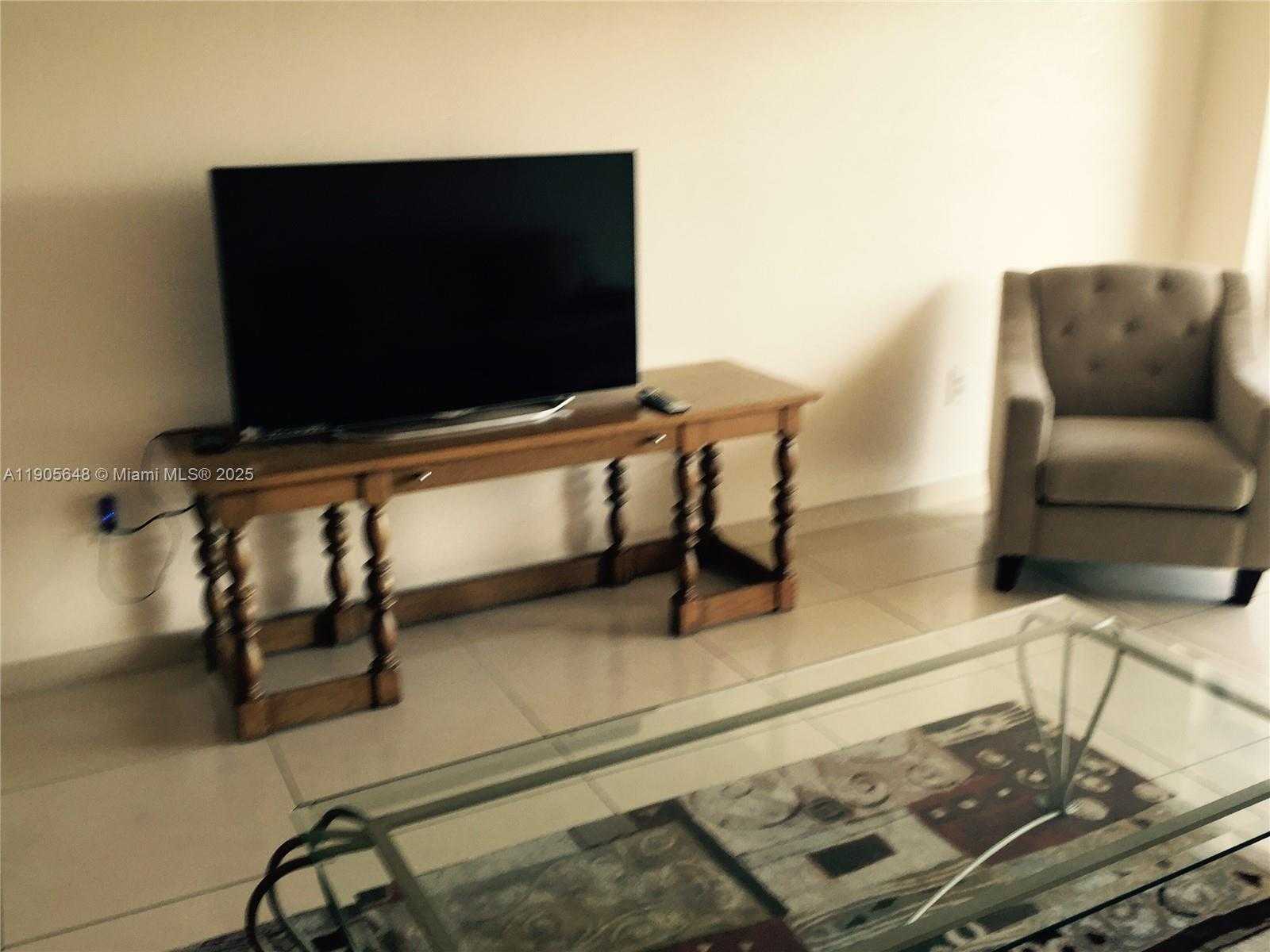 Small Image of 1985 SOUTH OCEAN DR #12J, Hallandale Beach Number 3