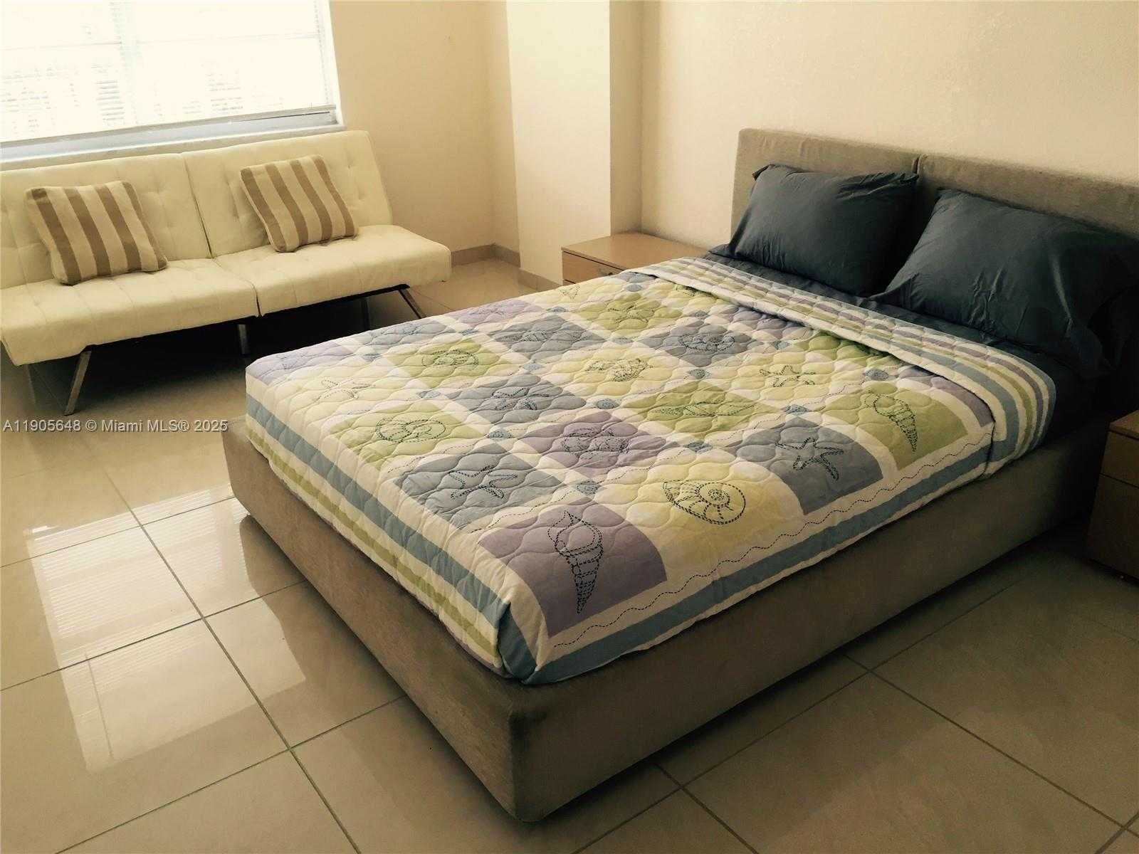 Small Image of 1985 SOUTH OCEAN DR #12J, Hallandale Beach Number 8