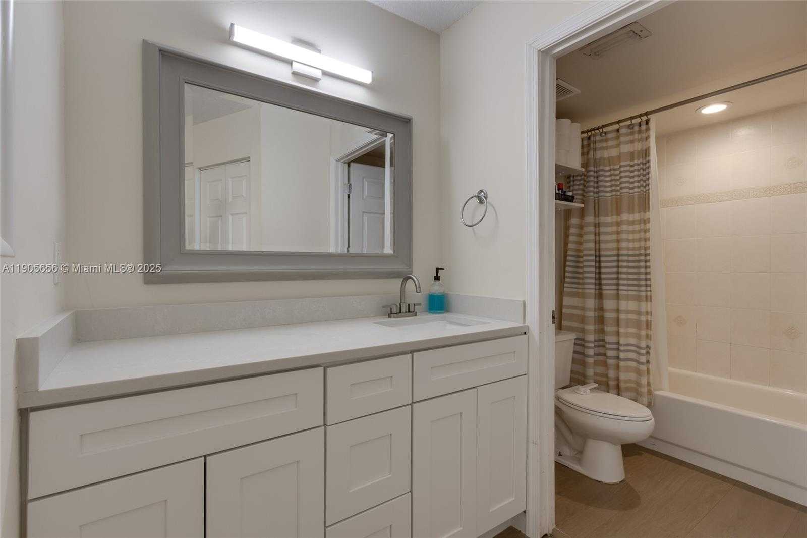 Small Image of 370 SOUTH EAST 2ND AVE #G1, Deerfield Beach Number 17