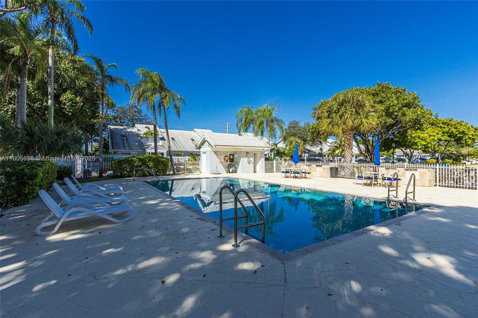 Small Image of 370 SOUTH EAST 2ND AVE #G1, Deerfield Beach Number 35