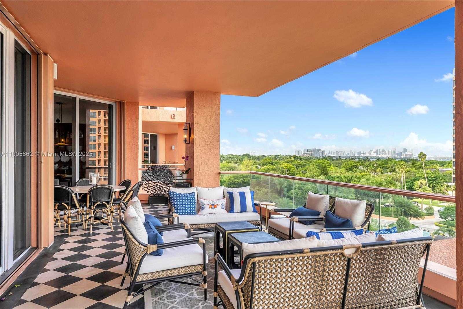 Small Image of 60 EDGEWATER DR #7A, Coral Gables Number 18