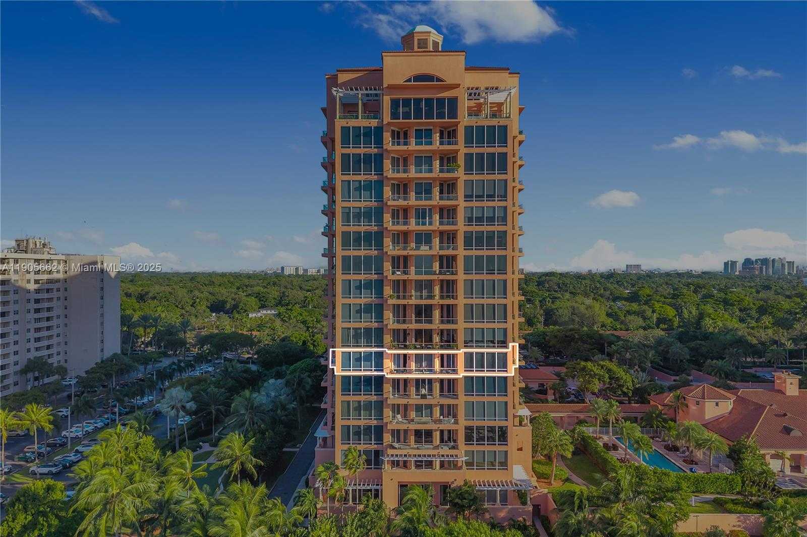 Small Image of 60 EDGEWATER DR #7A, Coral Gables Number 26