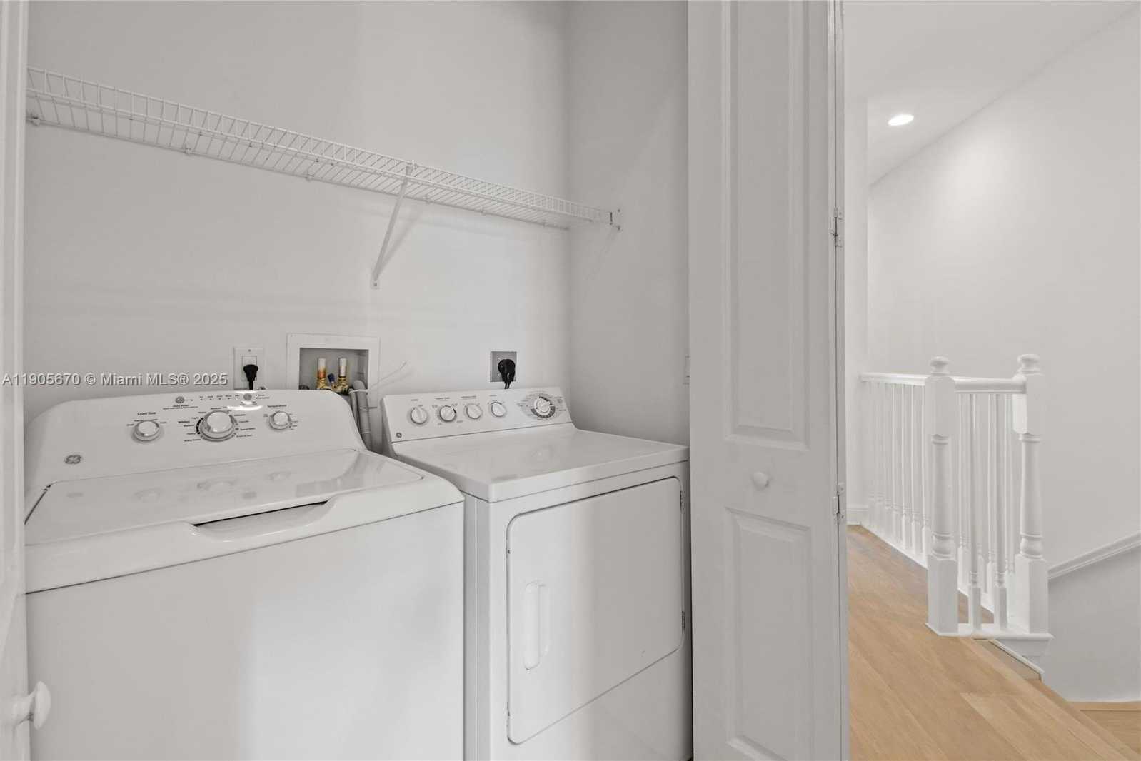 Small Image of 475 EAST OCEAN RIDGE WAY, Juno Beach Number 38