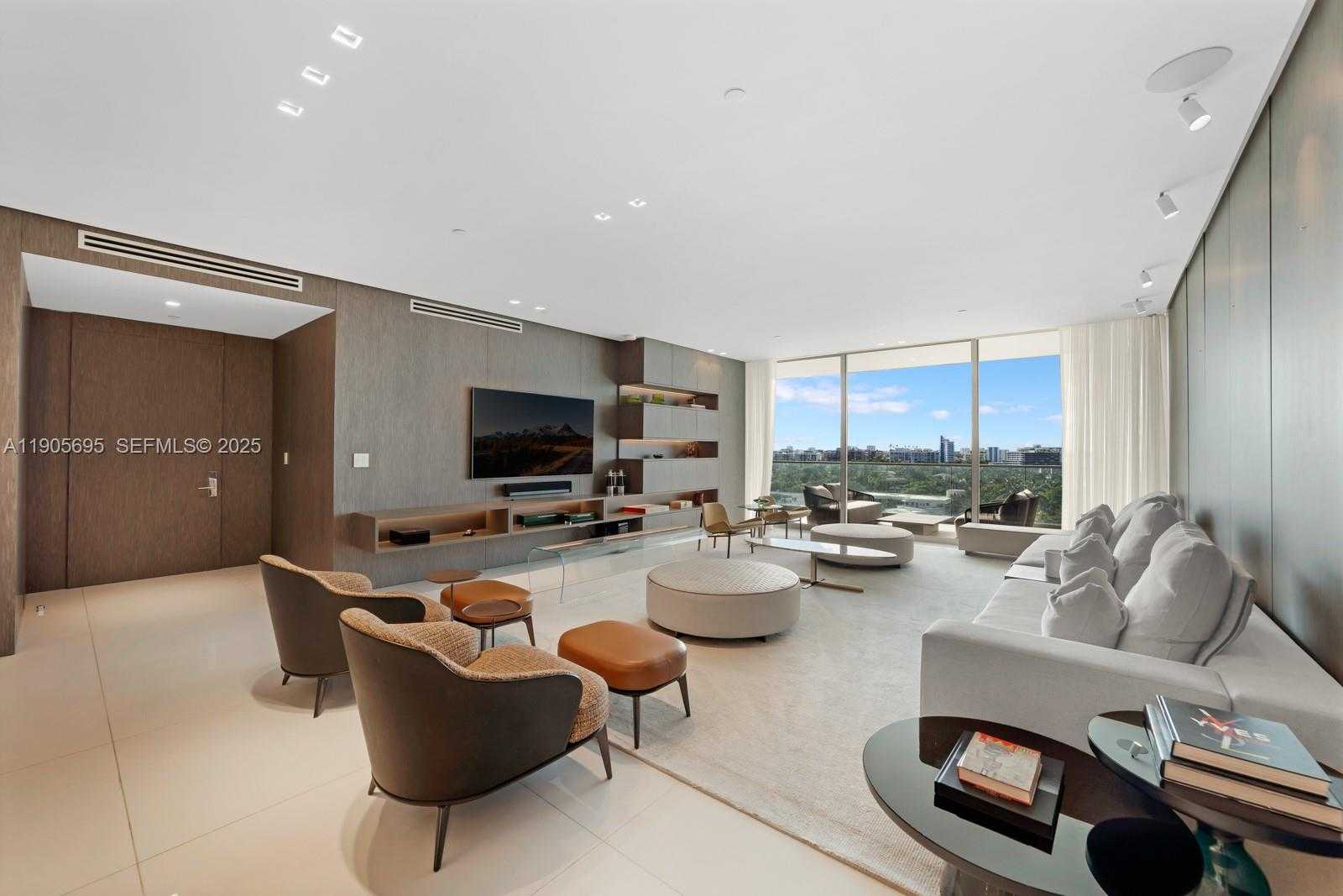 Small Image of 10201 COLLINS AVE #807, Bal Harbour Number 2