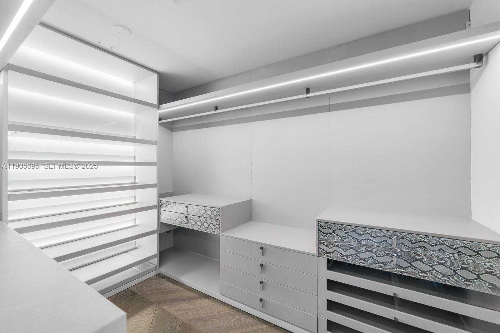 Small Image of 10201 COLLINS AVE #807, Bal Harbour Number 20