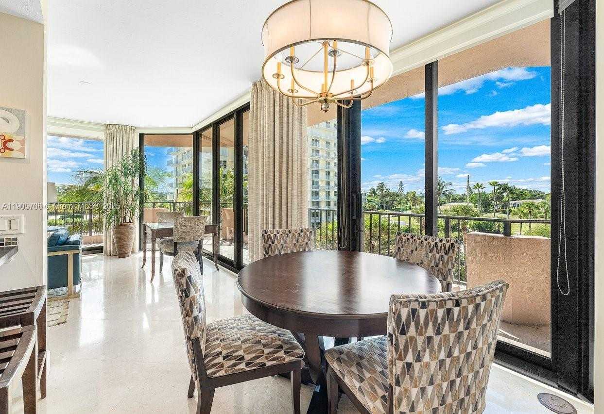 Small Image of 530 OCEAN DR #405, Juno Beach Number 12