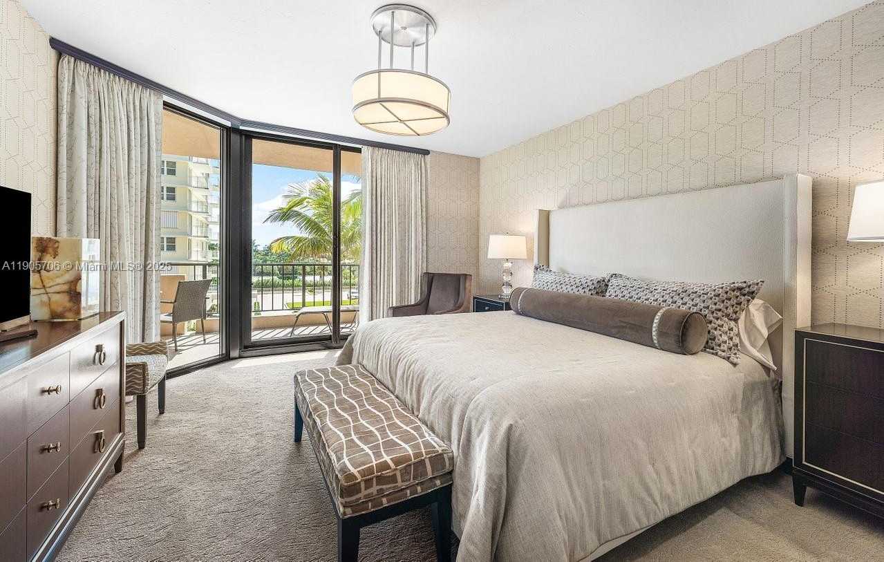 Small Image of 530 OCEAN DR #405, Juno Beach Number 21