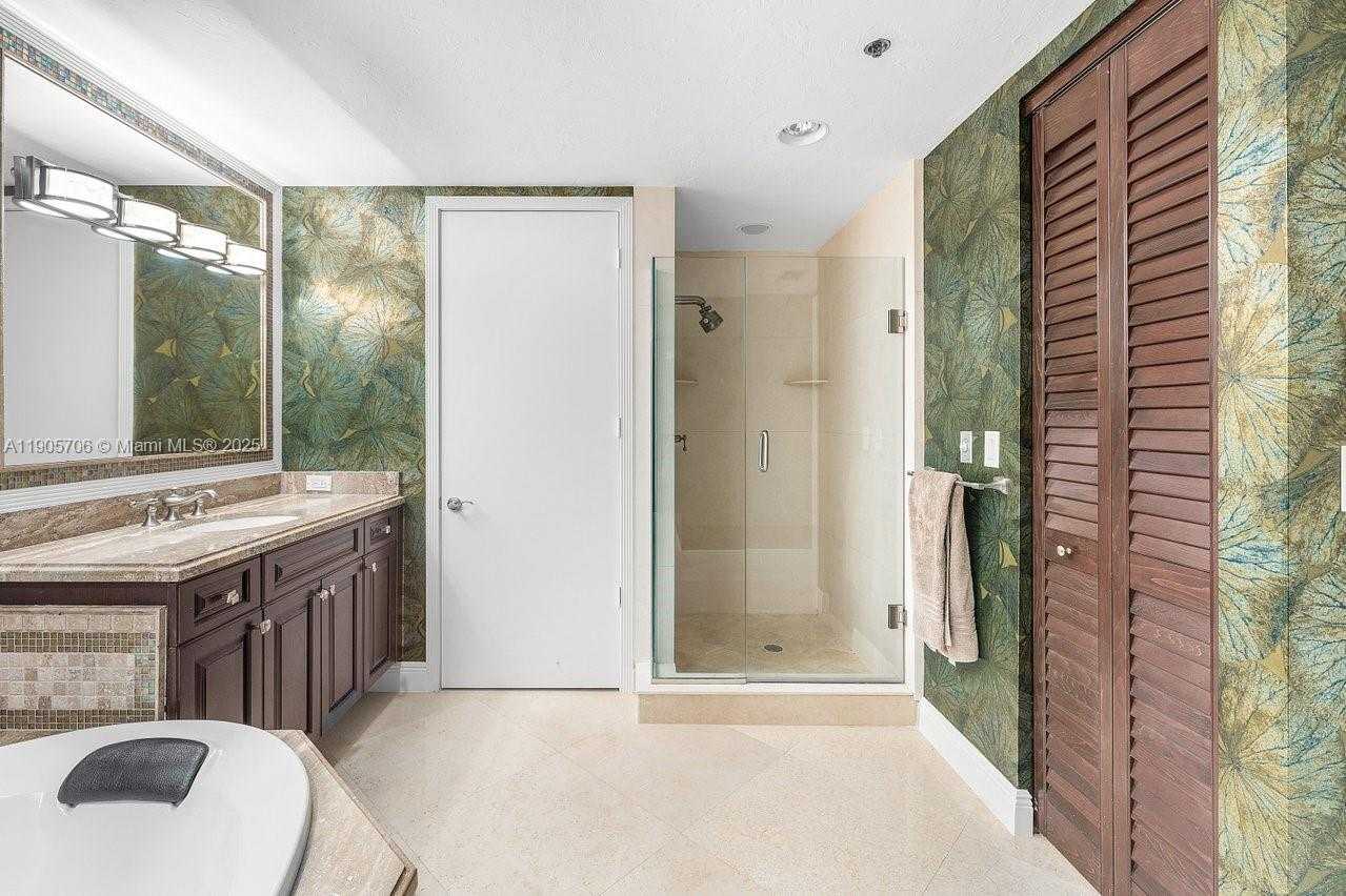 Small Image of 530 OCEAN DR #405, Juno Beach Number 26