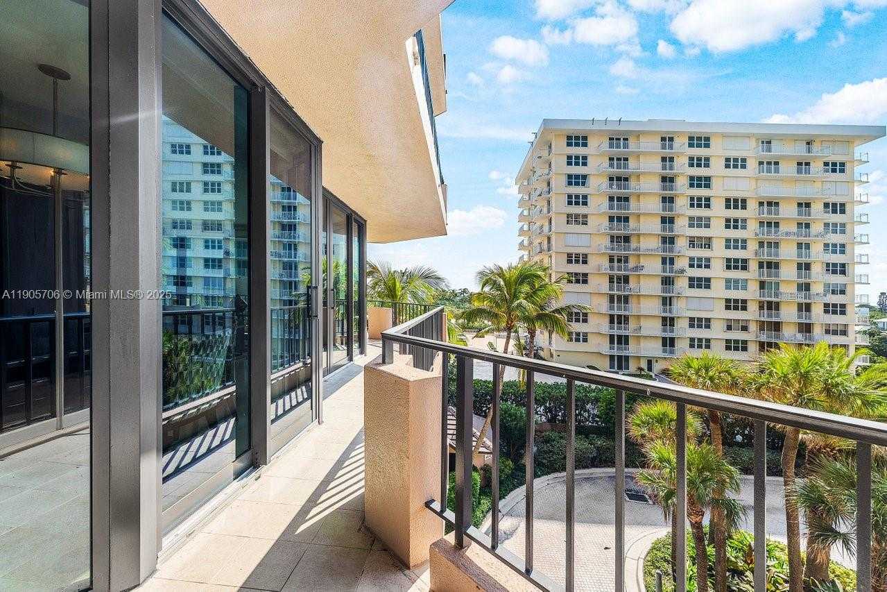 Small Image of 530 OCEAN DR #405, Juno Beach Number 32