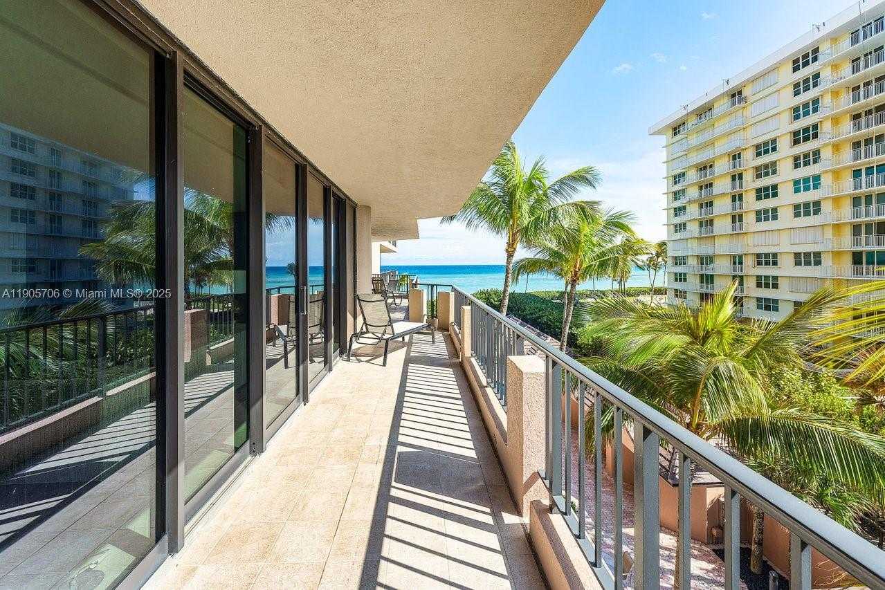Small Image of 530 OCEAN DR #405, Juno Beach Number 34