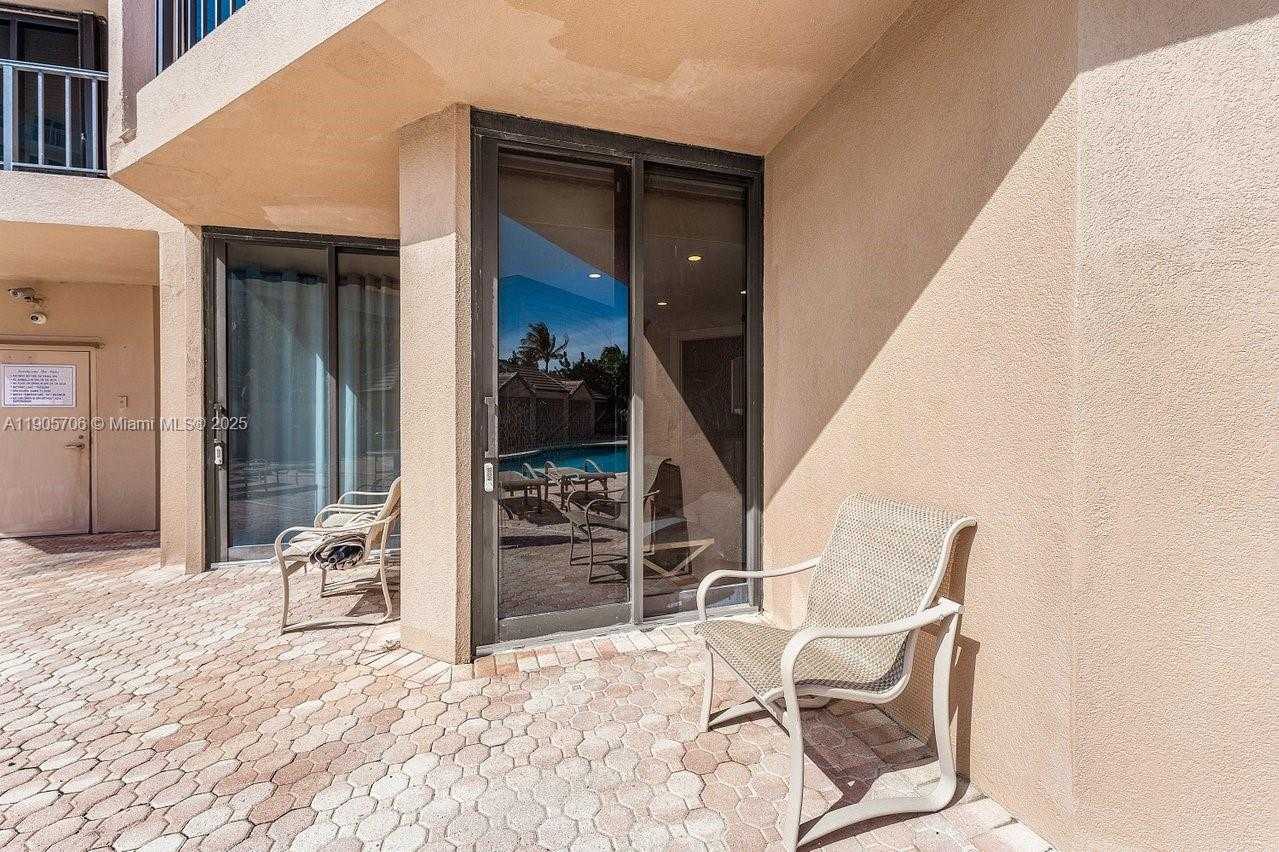 Small Image of 530 OCEAN DR #405, Juno Beach Number 40