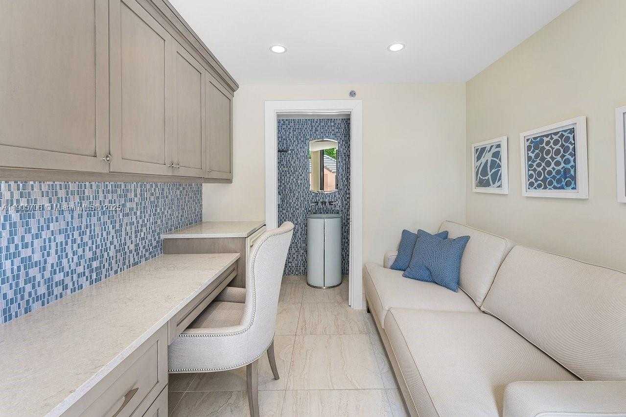 Small Image of 530 OCEAN DR #405, Juno Beach Number 41