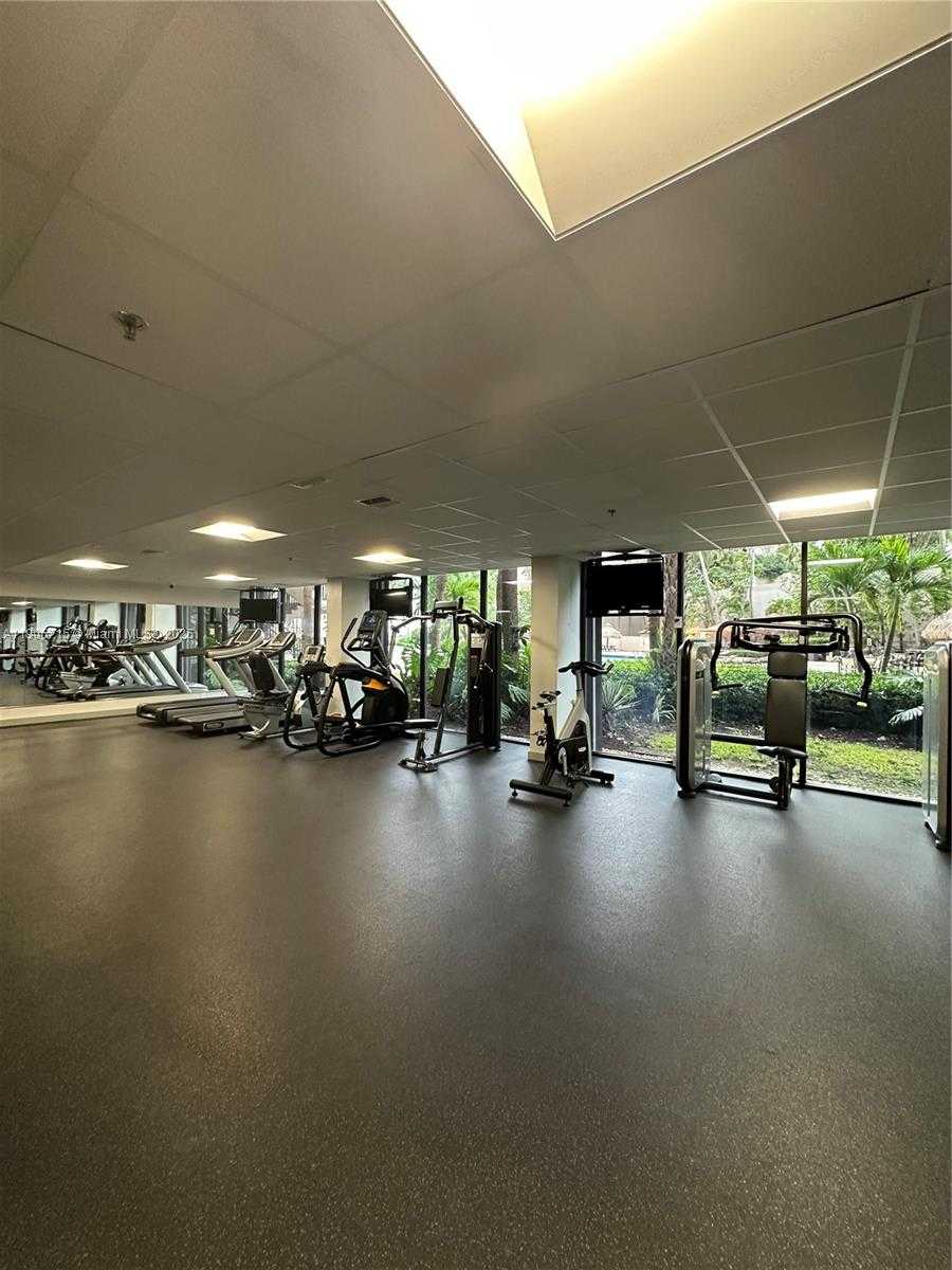 Small Image of 540 BRICKELL KEY DR #1706, Miami Number 15