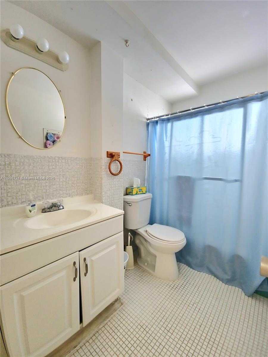 Small Image of 160 NORTH EAST 8TH AVE #11A, Hallandale Beach Number 7