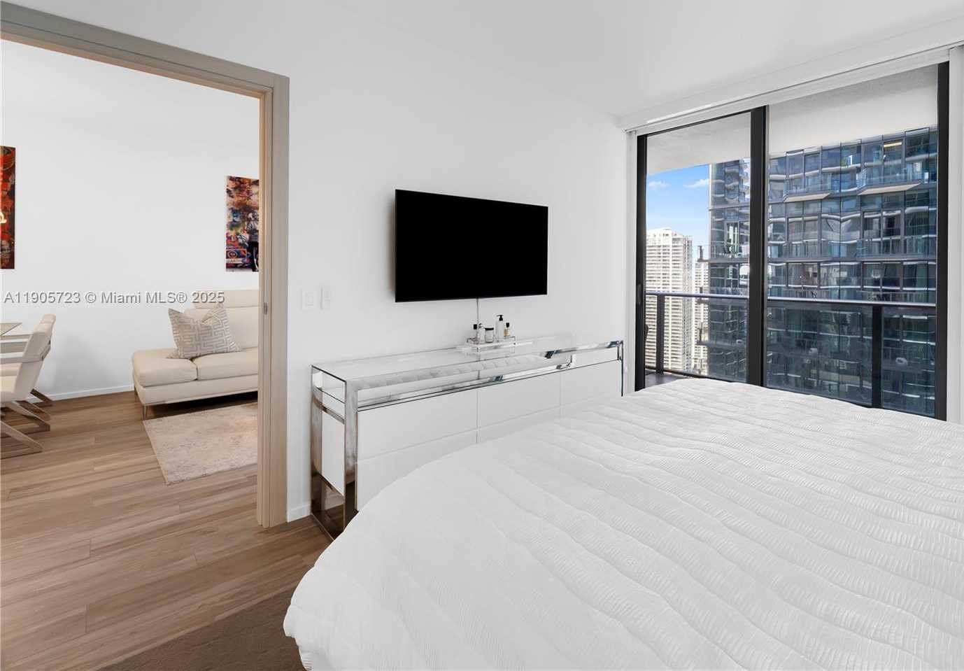 Small Image of 801 SOUTH MIAMI AVE #3907, Miami Number 11