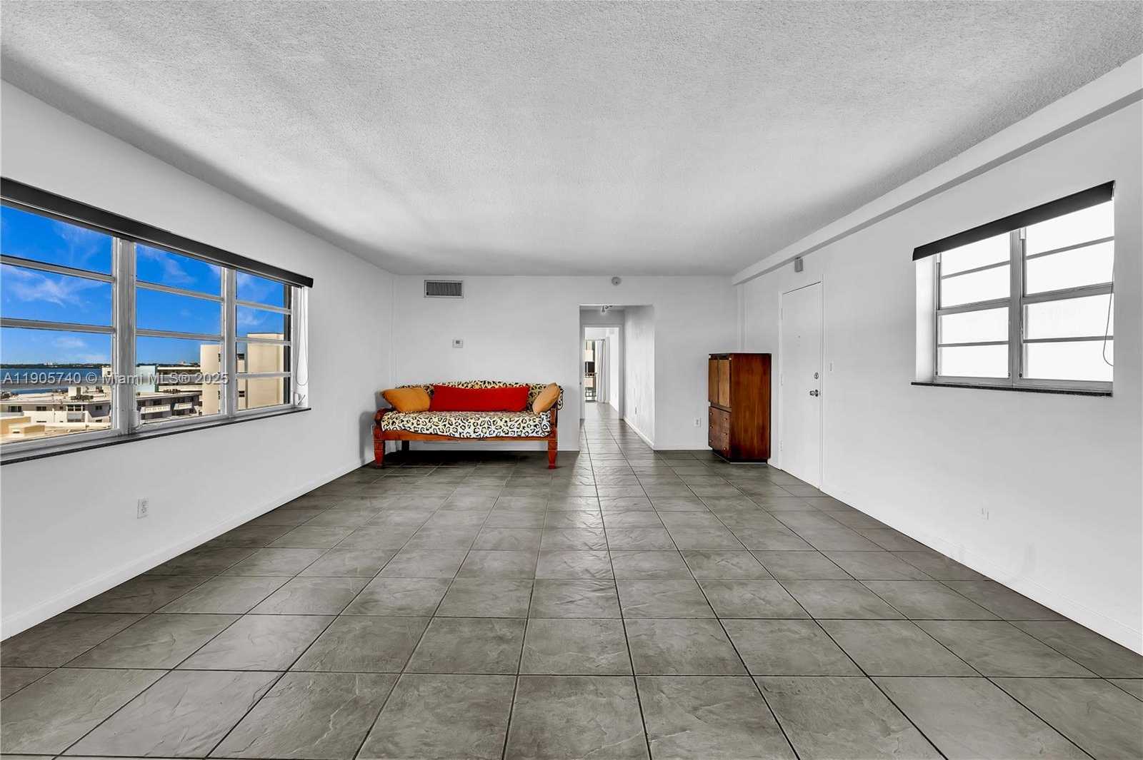 Small Image of 1340 LINCOLN RD #801, Miami Beach Number 7